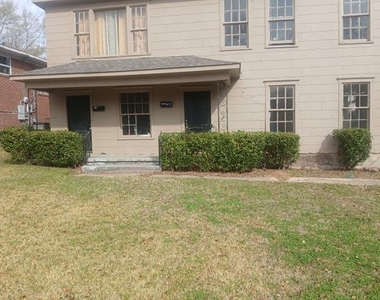 250 E Jordan Street - Photo Thumbnail 1