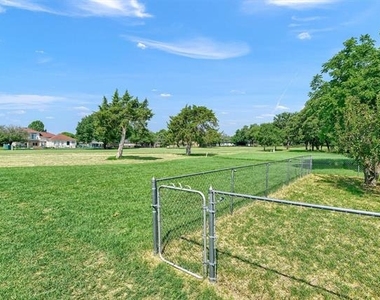 910 Kiowa Drive W - Photo Thumbnail 22