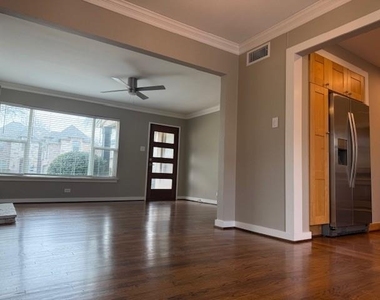 9941 Mixon Drive - Photo Thumbnail 3
