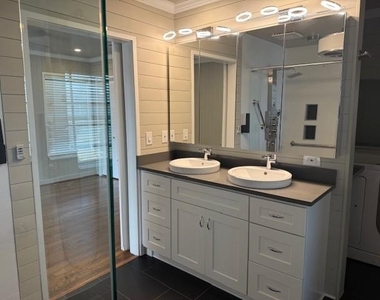 9941 Mixon Drive - Photo Thumbnail 12