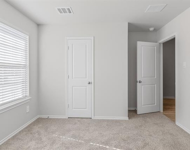 13197 Enclave Parkway - Photo Thumbnail 26