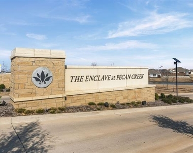 13197 Enclave Parkway - Photo Thumbnail 37