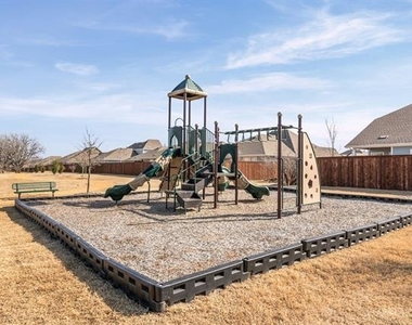 13197 Enclave Parkway - Photo Thumbnail 38