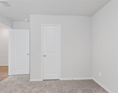 13197 Enclave Parkway - Photo Thumbnail 28