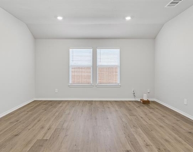 13197 Enclave Parkway - Photo Thumbnail 13