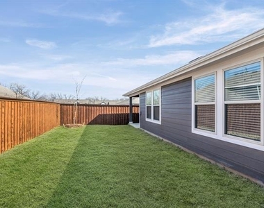 13197 Enclave Parkway - Photo Thumbnail 35