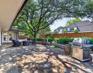 7141 Twin Tree Lane - Photo Thumbnail 20