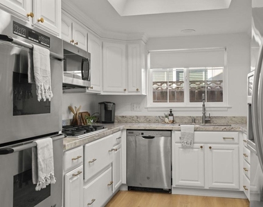 352 Paine Avenue - Photo Thumbnail 16