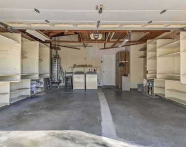 352 Paine Avenue - Photo Thumbnail 53