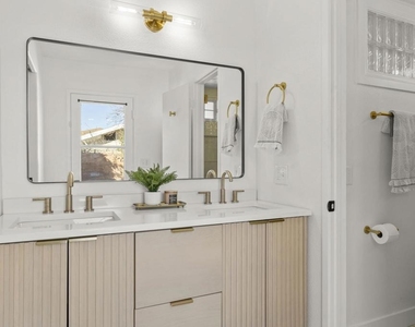 352 Paine Avenue - Photo Thumbnail 28