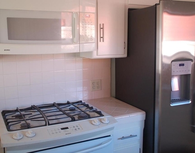 719 W Camino Real Avenue - Photo Thumbnail 3