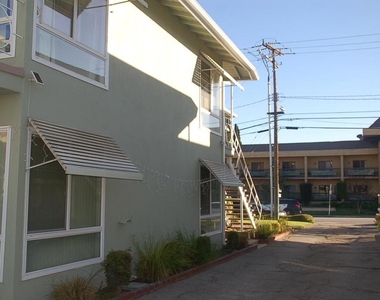 719 W Camino Real Avenue - Photo Thumbnail 19