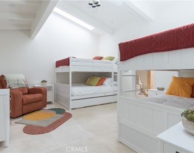 30421 Mirador Court - Photo Thumbnail 33