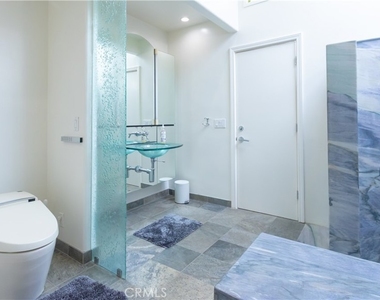 30421 Mirador Court - Photo Thumbnail 38