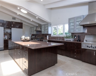 30421 Mirador Court - Photo Thumbnail 24