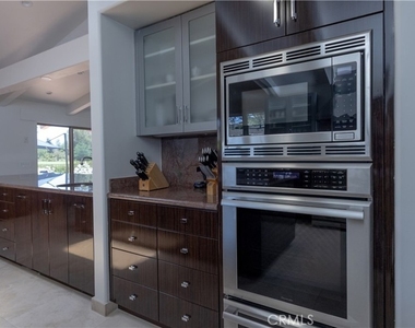 30421 Mirador Court - Photo Thumbnail 21