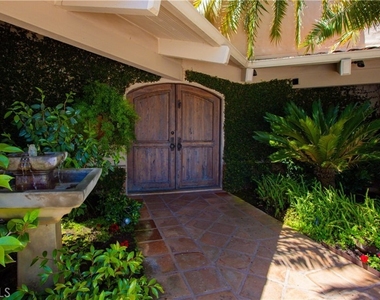 30421 Mirador Court - Photo Thumbnail 2