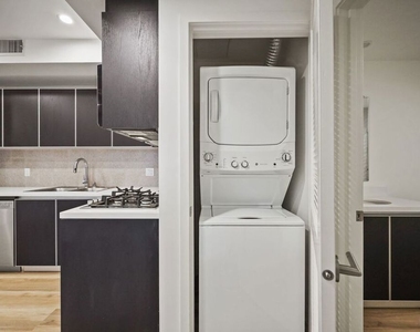 951 Ogden - Photo Thumbnail 10