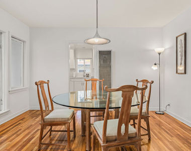 329 S Reeves Drive - Photo Thumbnail 11
