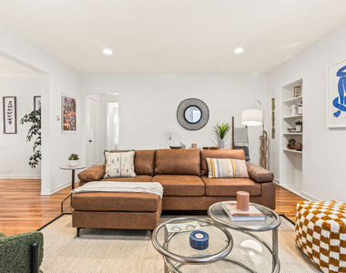 329 S Reeves Drive - Photo Thumbnail 9
