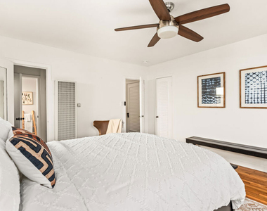 329 S Reeves Drive - Photo Thumbnail 19