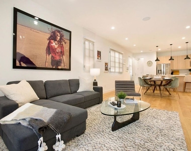 418 N Stanley Avenue - Photo Thumbnail 3