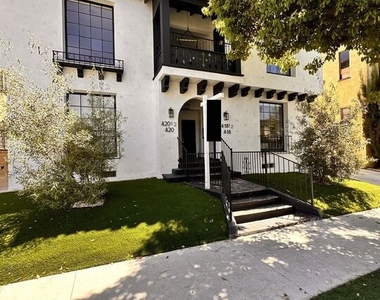 418 N Stanley Avenue - Photo Thumbnail 33