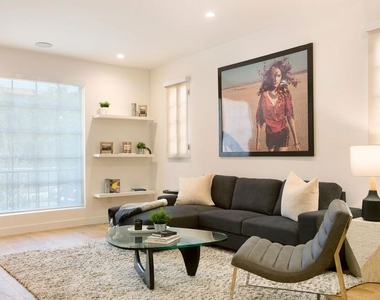 418 N Stanley Avenue - Photo Thumbnail 21