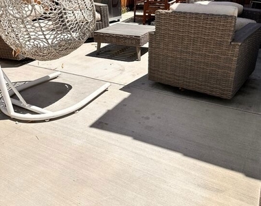 418 N Stanley Avenue - Photo Thumbnail 34