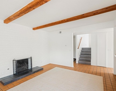 2435 Camino Del Mar - Photo Thumbnail 25
