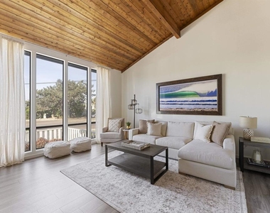 2435 Camino Del Mar - Photo Thumbnail 1