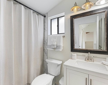 2435 Camino Del Mar - Photo Thumbnail 7