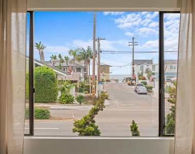 2435 Camino Del Mar - Photo Thumbnail 23