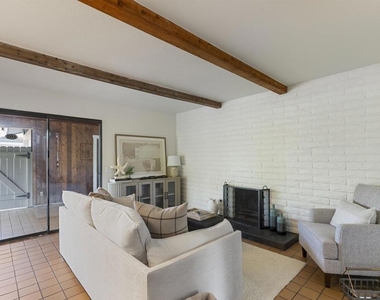 2435 Camino Del Mar - Photo Thumbnail 9