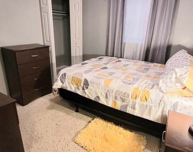 2301 Juanita Avenue - Photo Thumbnail 2
