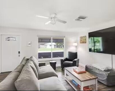 1519 Treemont Avenue - Photo Thumbnail 1