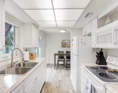 1519 Treemont Avenue - Photo Thumbnail 5