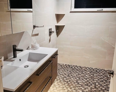 1519 Treemont Avenue - Photo Thumbnail 7