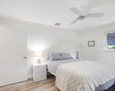 1519 Treemont Avenue - Photo Thumbnail 8