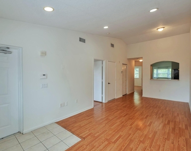 3504 Briar Bay Boulevard - Photo Thumbnail 2