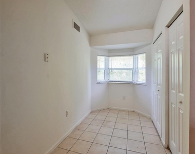 3504 Briar Bay Boulevard - Photo Thumbnail 14