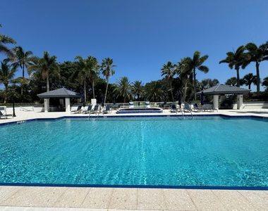 550 Se Mizner Boulevard - Photo Thumbnail 31