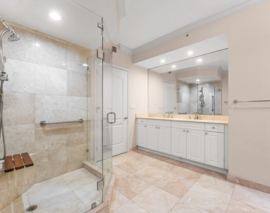 550 Se Mizner Boulevard - Photo Thumbnail 17
