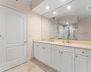 550 Se Mizner Boulevard - Photo Thumbnail 19