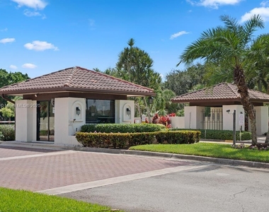 3355 Jaywood Terrace - Photo Thumbnail 10