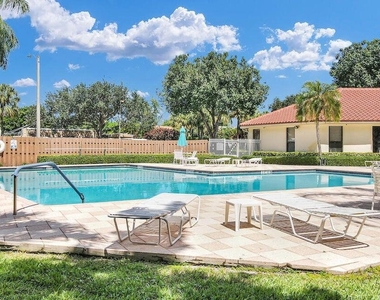 3355 Jaywood Terrace - Photo Thumbnail 6