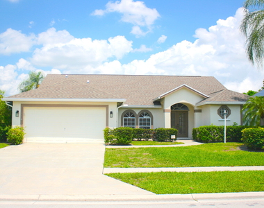 12744 Meadowbreeze Drive - Photo Thumbnail 1
