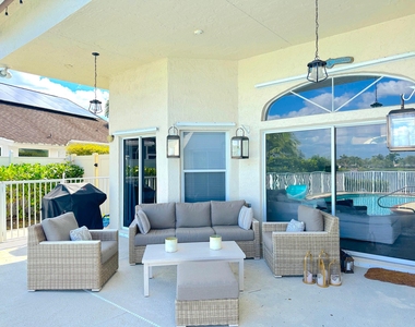 12744 Meadowbreeze Drive - Photo Thumbnail 22