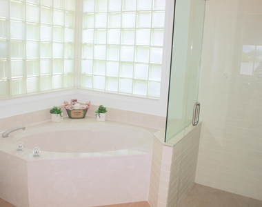 12744 Meadowbreeze Drive - Photo Thumbnail 13