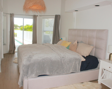 12744 Meadowbreeze Drive - Photo Thumbnail 10